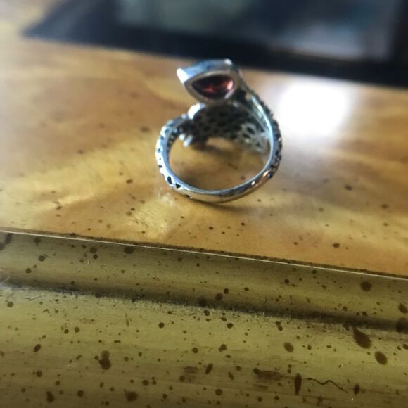 Natural Garnet Sterling Silver Elephant Ring Size 5.5 - Picture 4 of 8